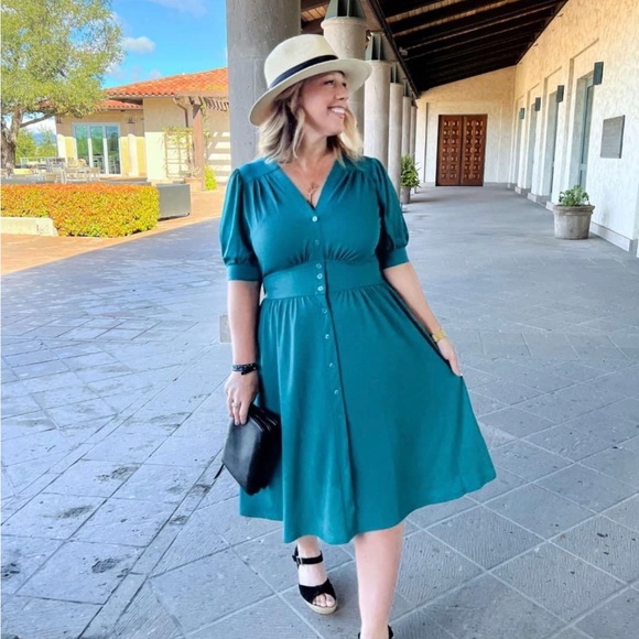 LuLaRoe Dresses & Skirts - Lularoe Skylar solid teal Dress size XL NWT